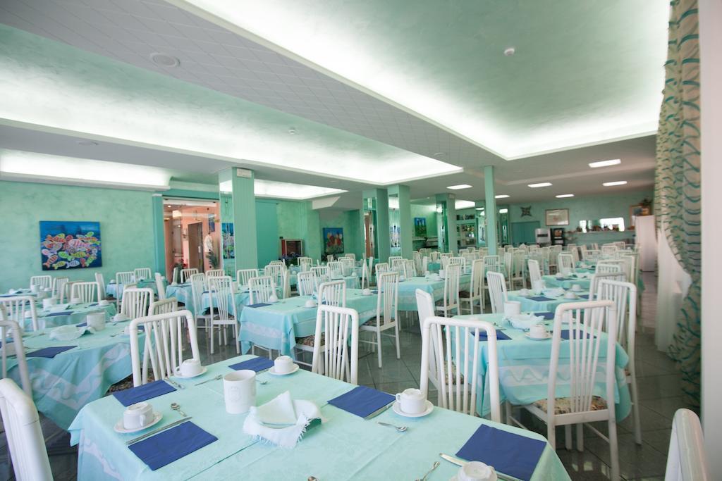 Hotel Meritime Bellaria-Igea Marina Bagian luar foto