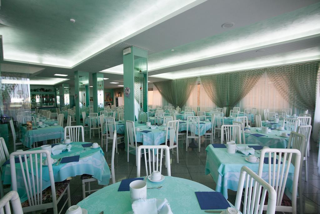 Hotel Meritime Bellaria-Igea Marina Bagian luar foto