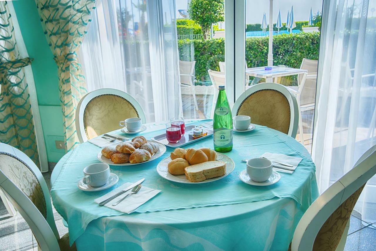 Hotel Meritime Bellaria-Igea Marina Bagian luar foto